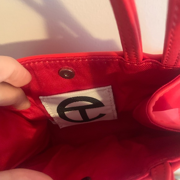 Telfar Red Crossbody Bag - never used - Picture 3 of 7